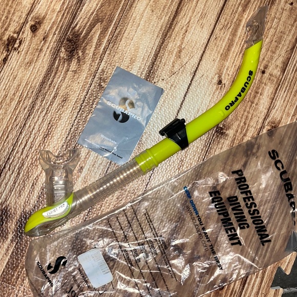 🤿 💦 • SCUBA PRO NEXUS - Semi Dry Flex •💦🤿 - Picture 2 of 6